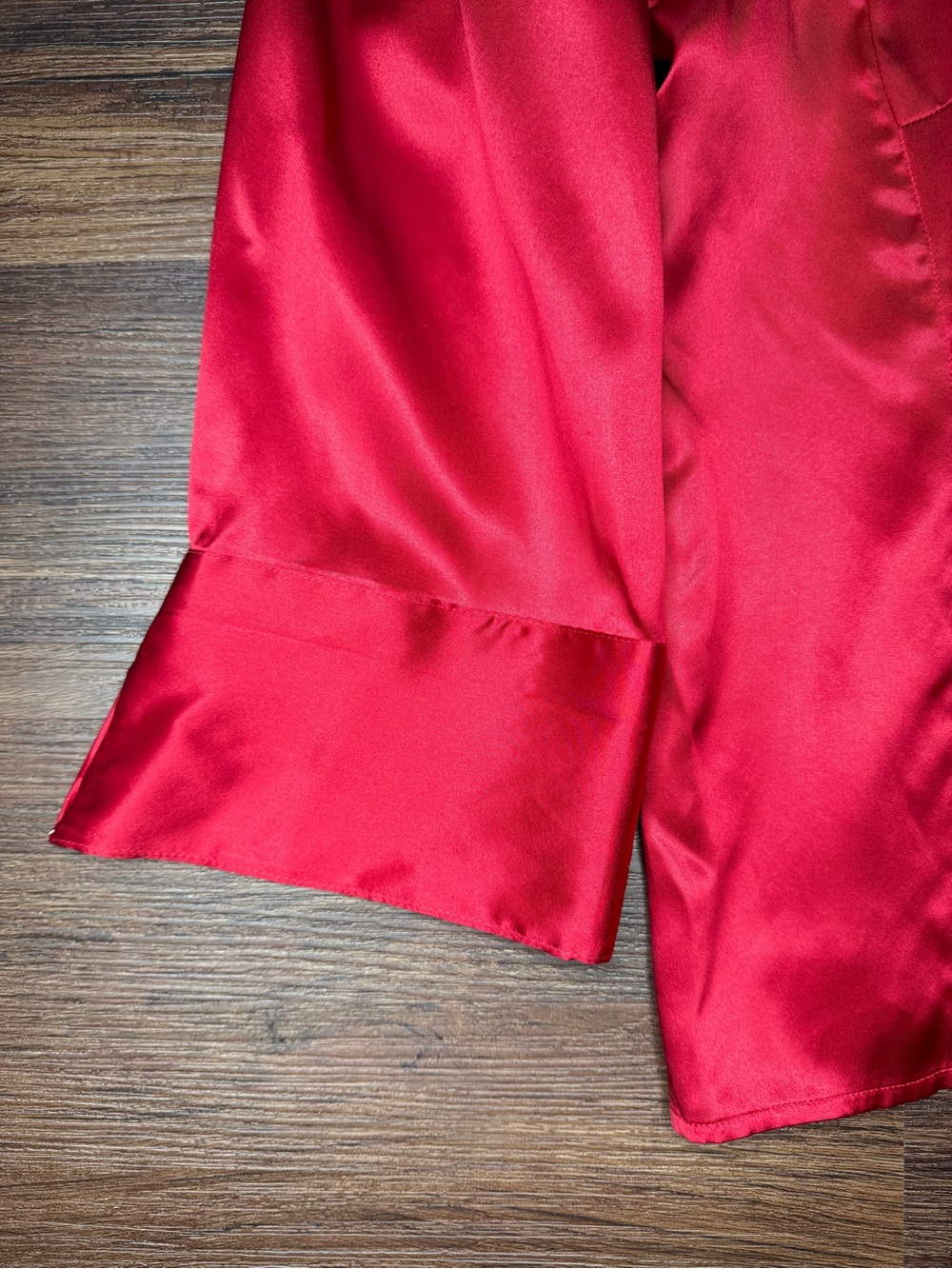 Spencer Jeremy 100% Silk Cherry Red Blouse NWT 2X Hidden Button Shirt - Picture 5 of 12